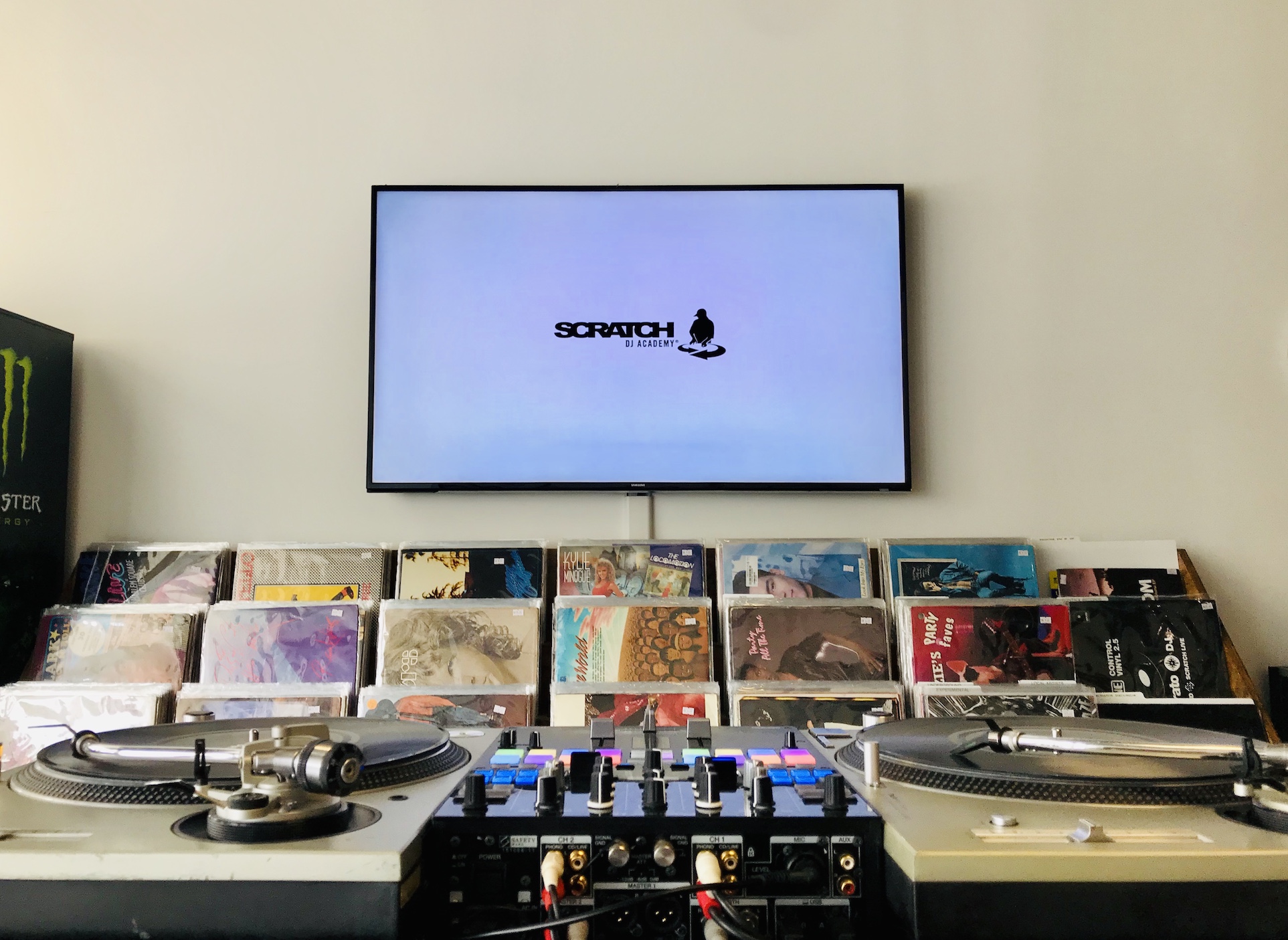 Live Online Lessons Scratch DJ Academy